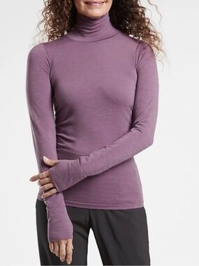 ATHLETA Foresthills Ascent Turtleneck, L Dark Sky Violet 400